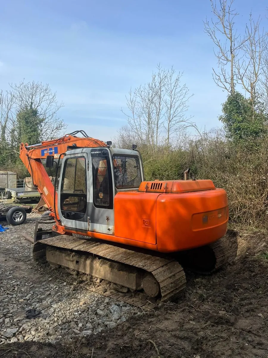 Fiat Hitachi EX135 - Image 4