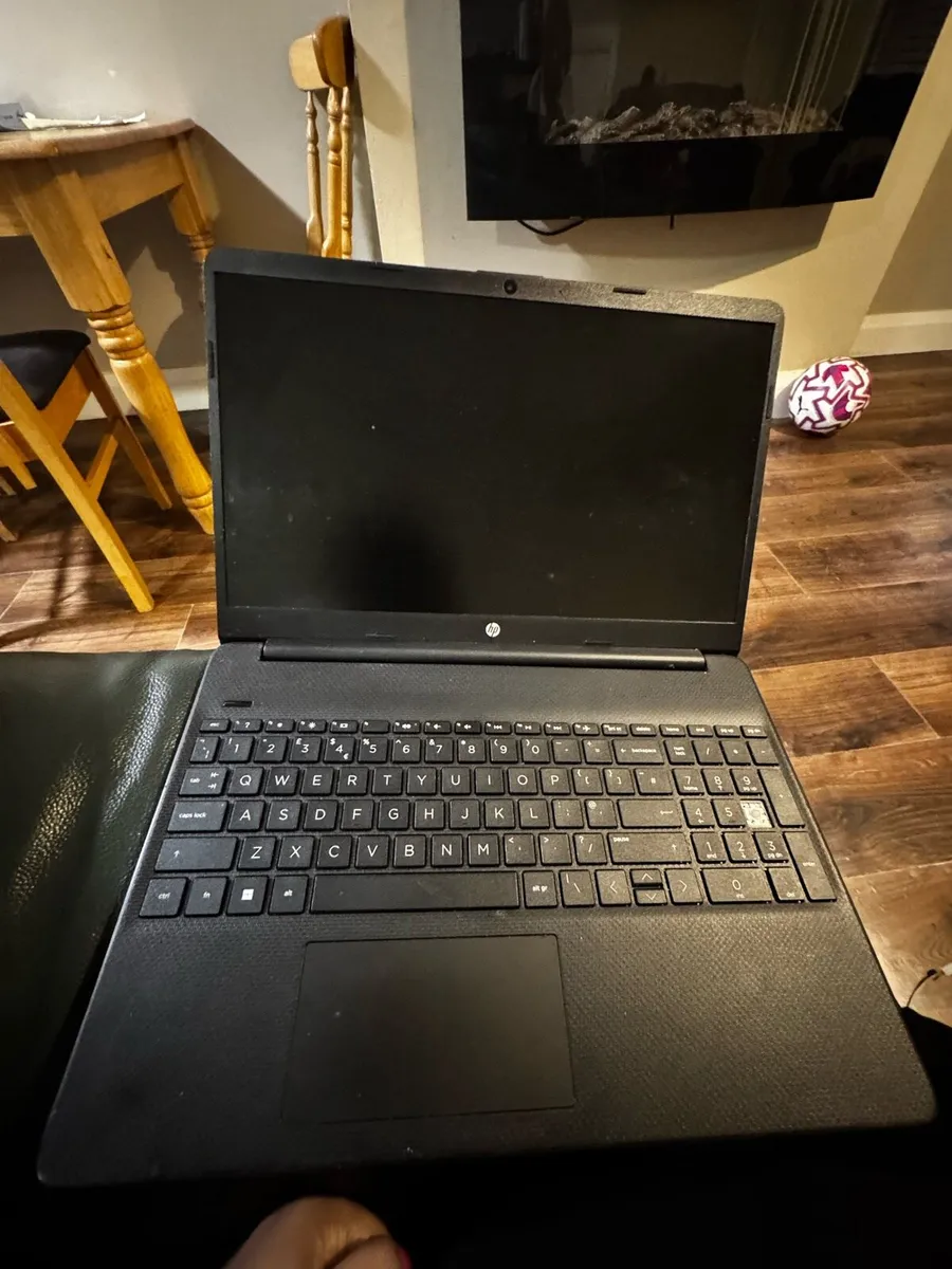 HP Laptop 15.6” – Fully Working – No Charger - Image 1
