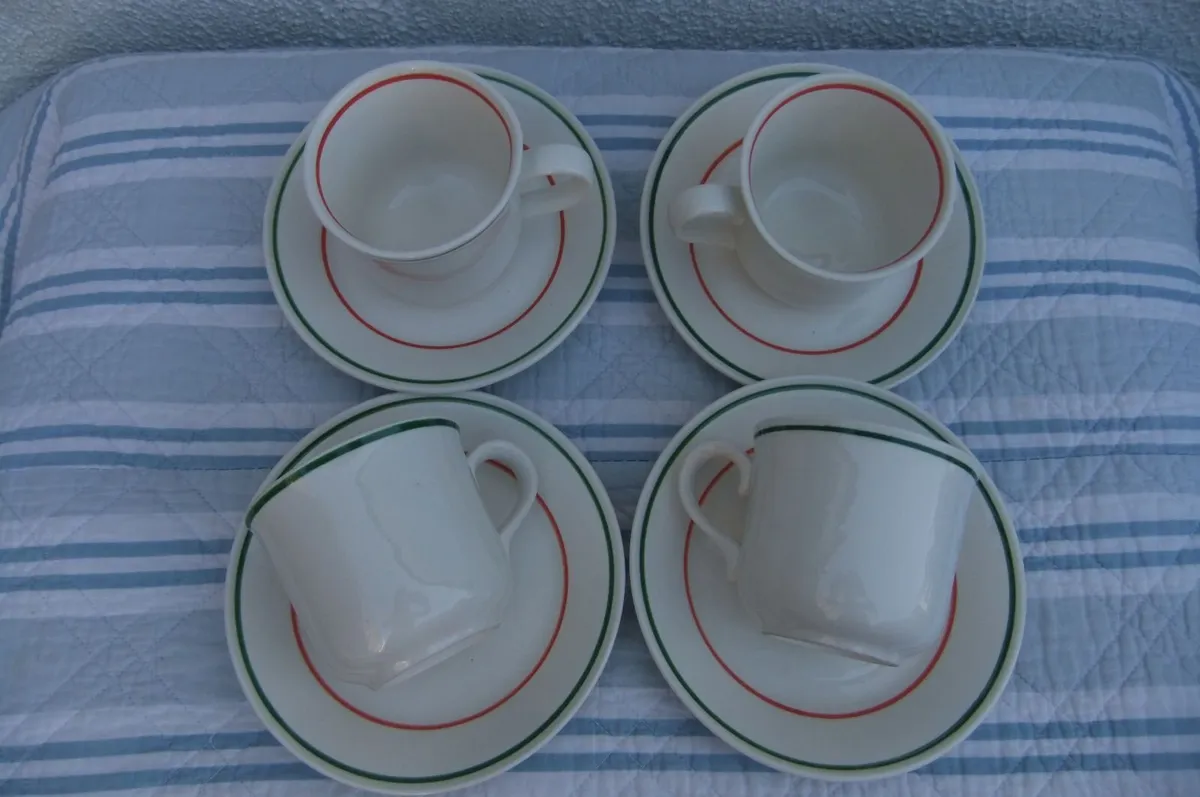 Arklow Pottery Retro Cups & Saucers x 4 - Image 1
