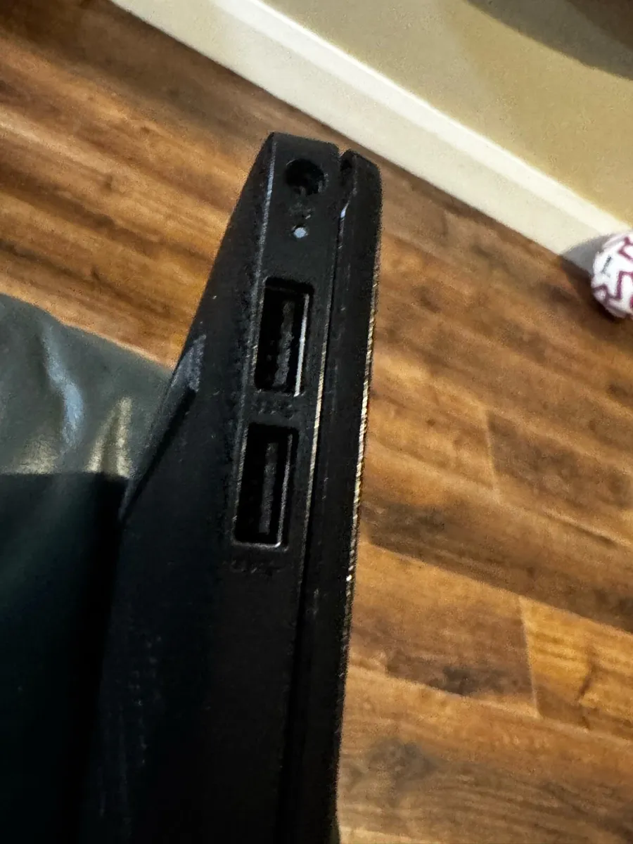 HP Laptop 15.6” – Fully Working – No Charger - Image 4