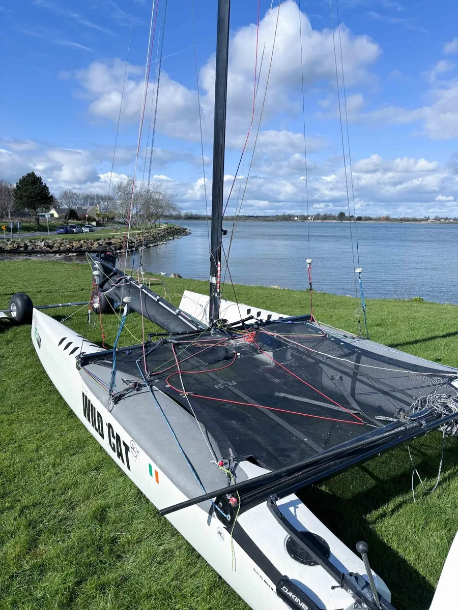 Hobie Wildcat F18 Catamaran - Image 3