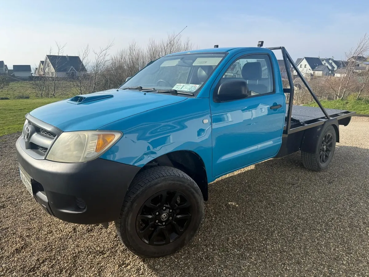Toyota Hilux 2008 - Image 4