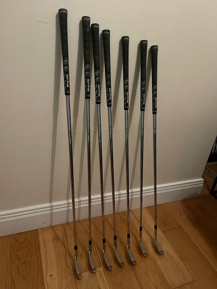 Callaway 2024 Apex CB irons (4 to Pw) - Image 3