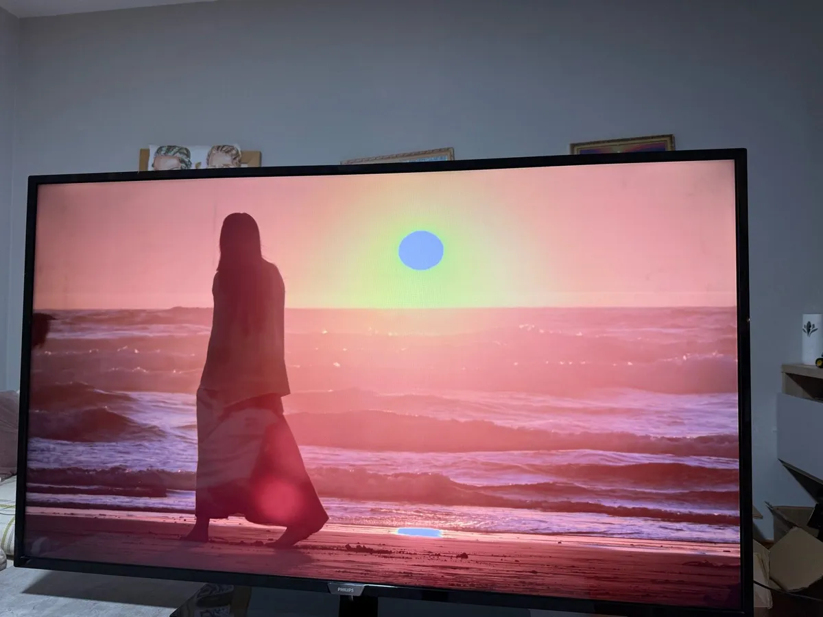 TV Philips 55 inch 4K Ultra-Slim Smart LED TV - Image 3