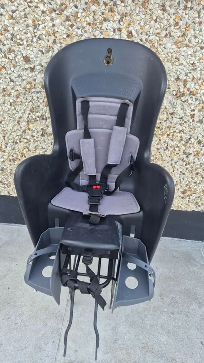 Child bike seat - Image 1