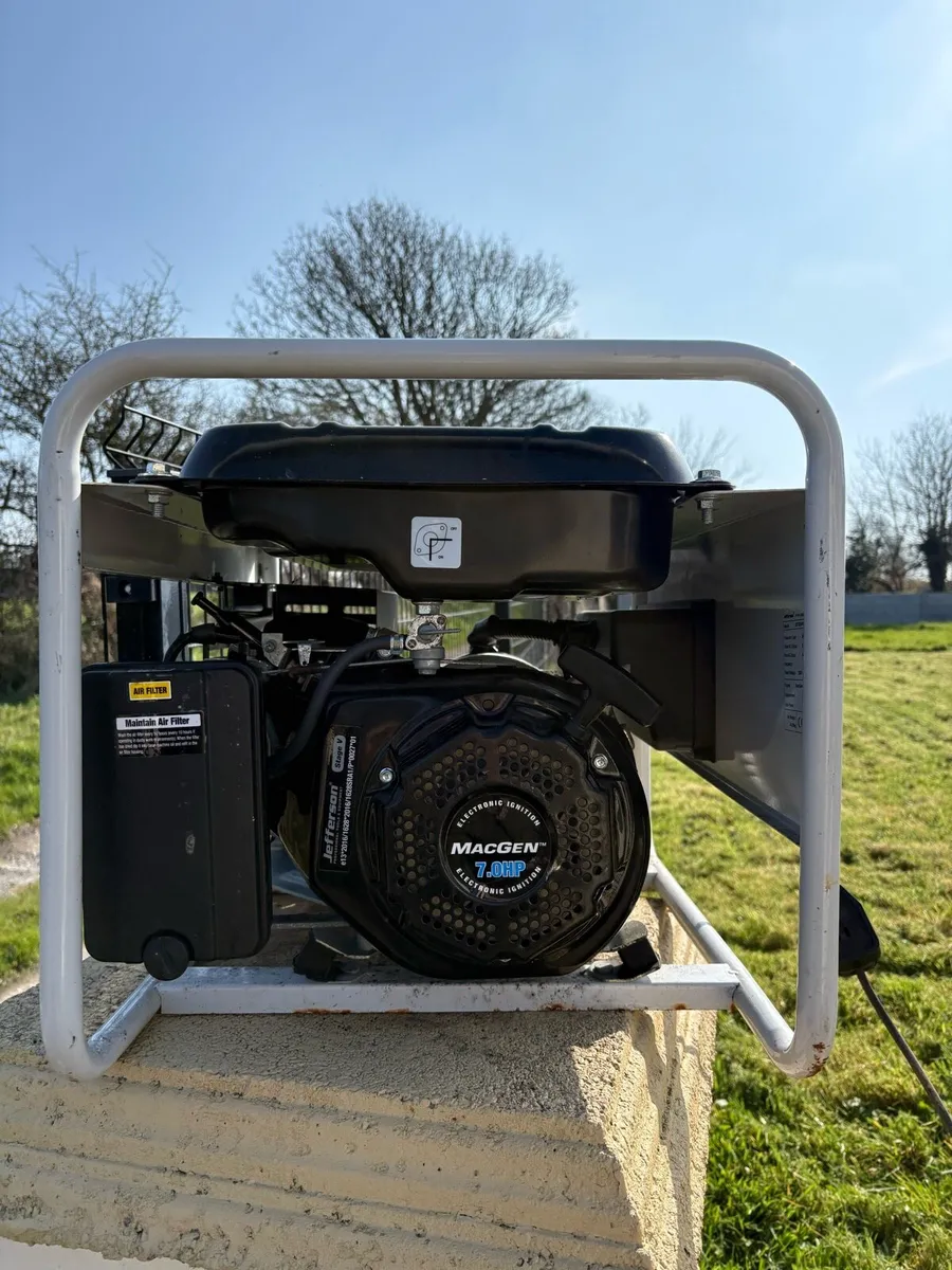 Jefferson 3.8kVa Petrol Generator - Image 3