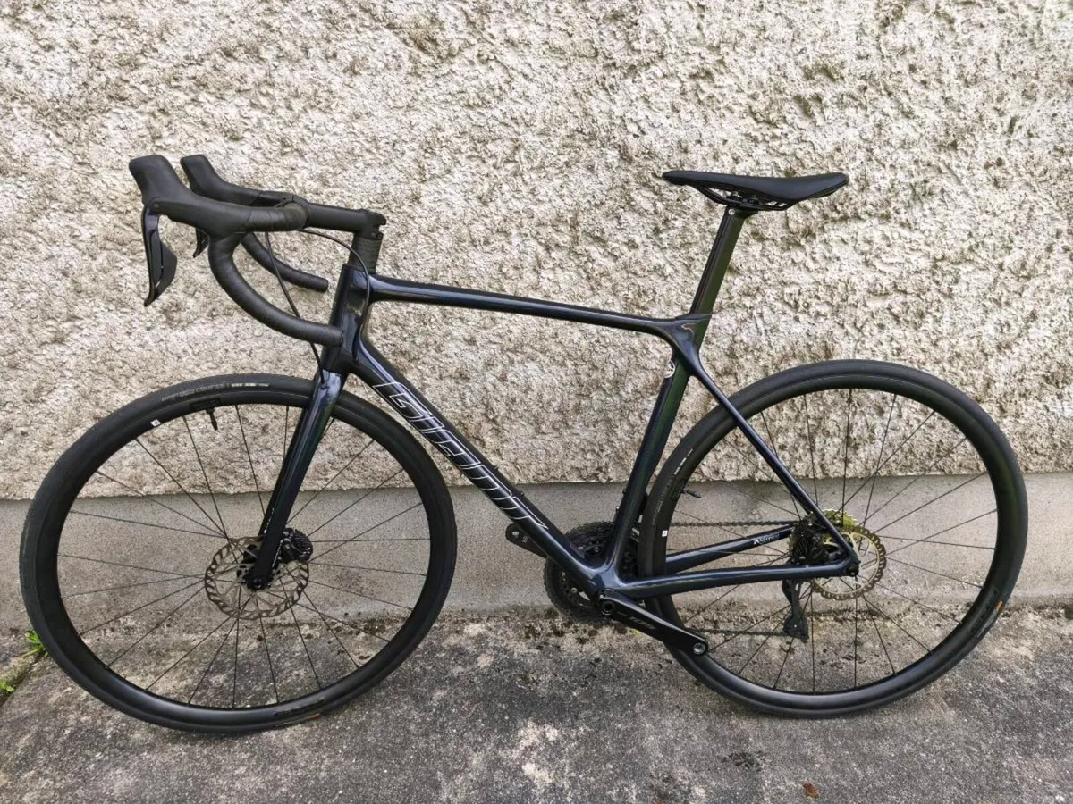 Giant TCR Advanced 1 Di2 like new - Image 2