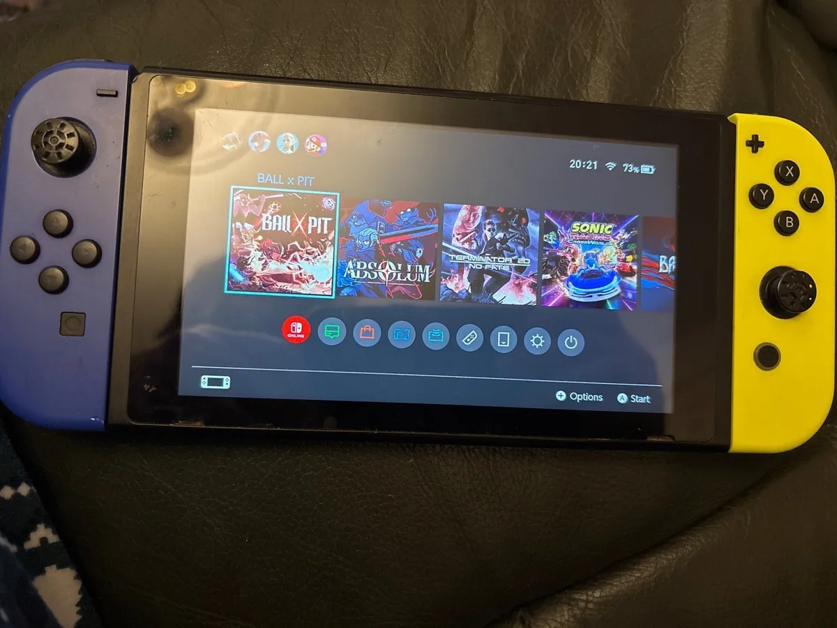 Nintendo switch - Image 1