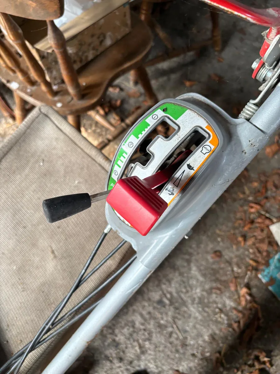 Honda lawn mower - Image 3