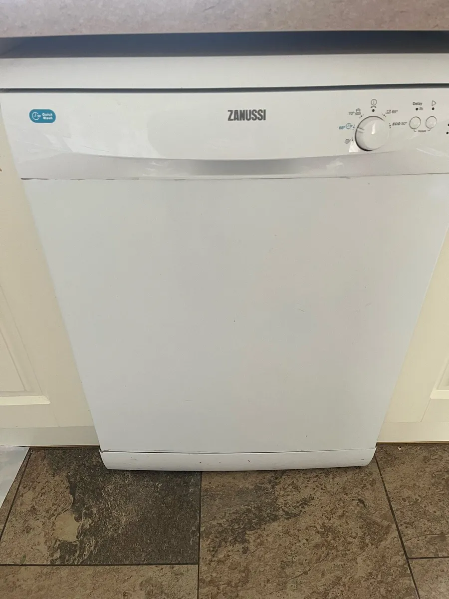 Dishwasher & washing machine - Image 1