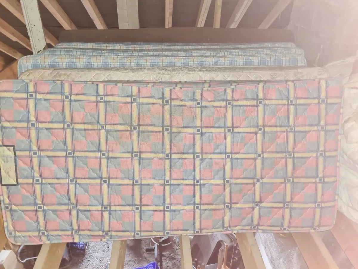 Selection of single beds and mattresses - Image 2