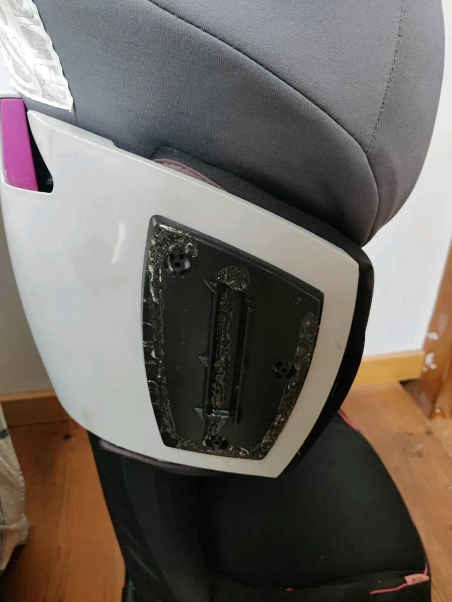 Car seat - Image 3