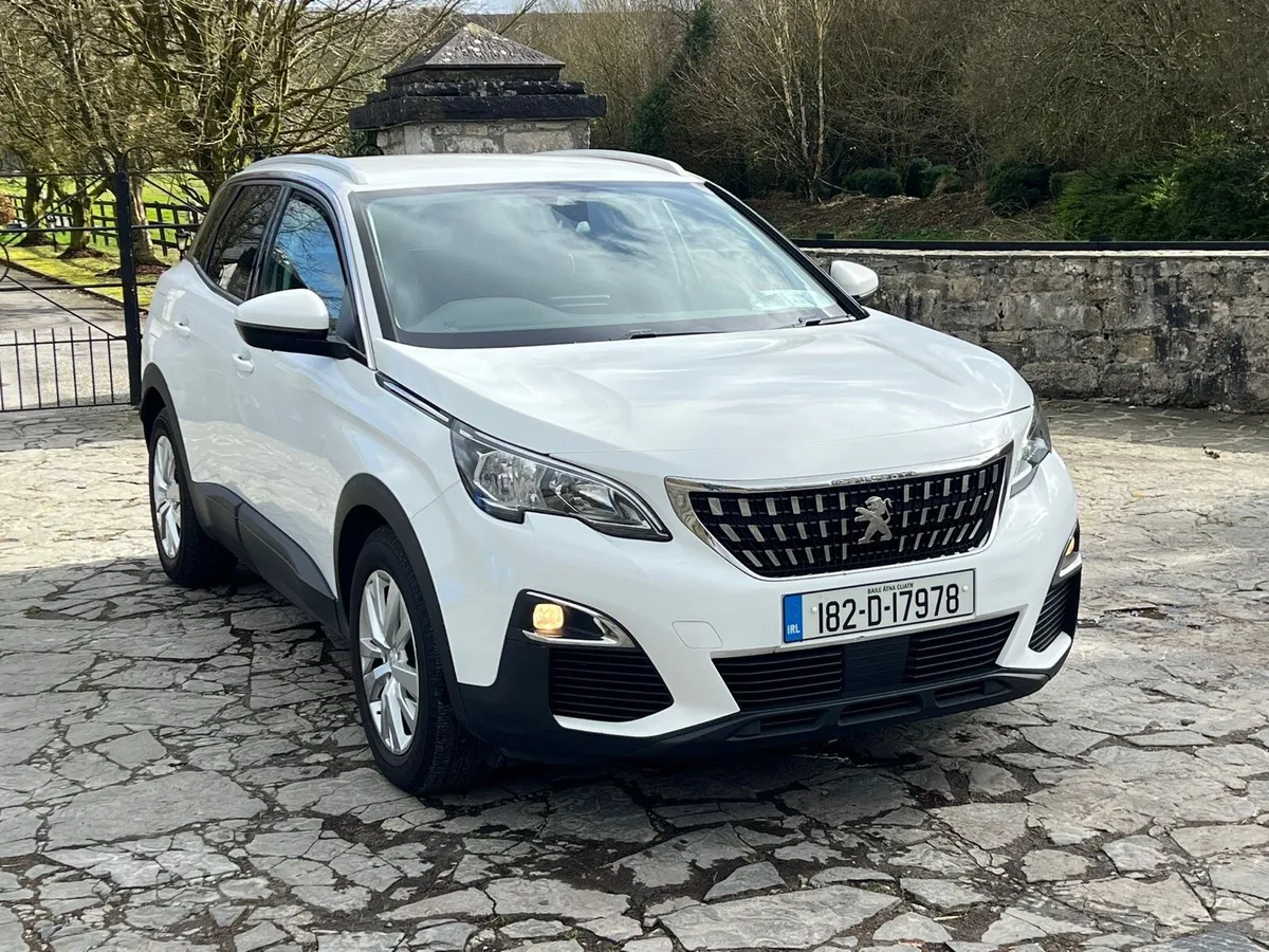 2018 Peugeot 3008 carvan NO VAT - Image 1