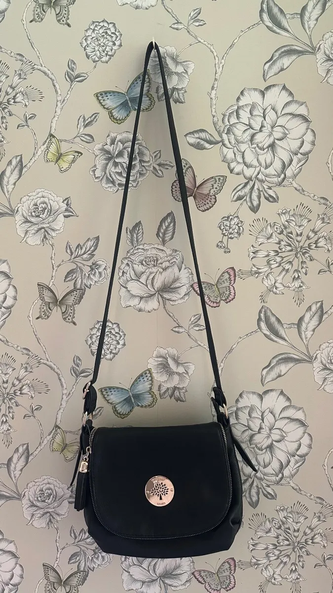 New black handbag - Image 1