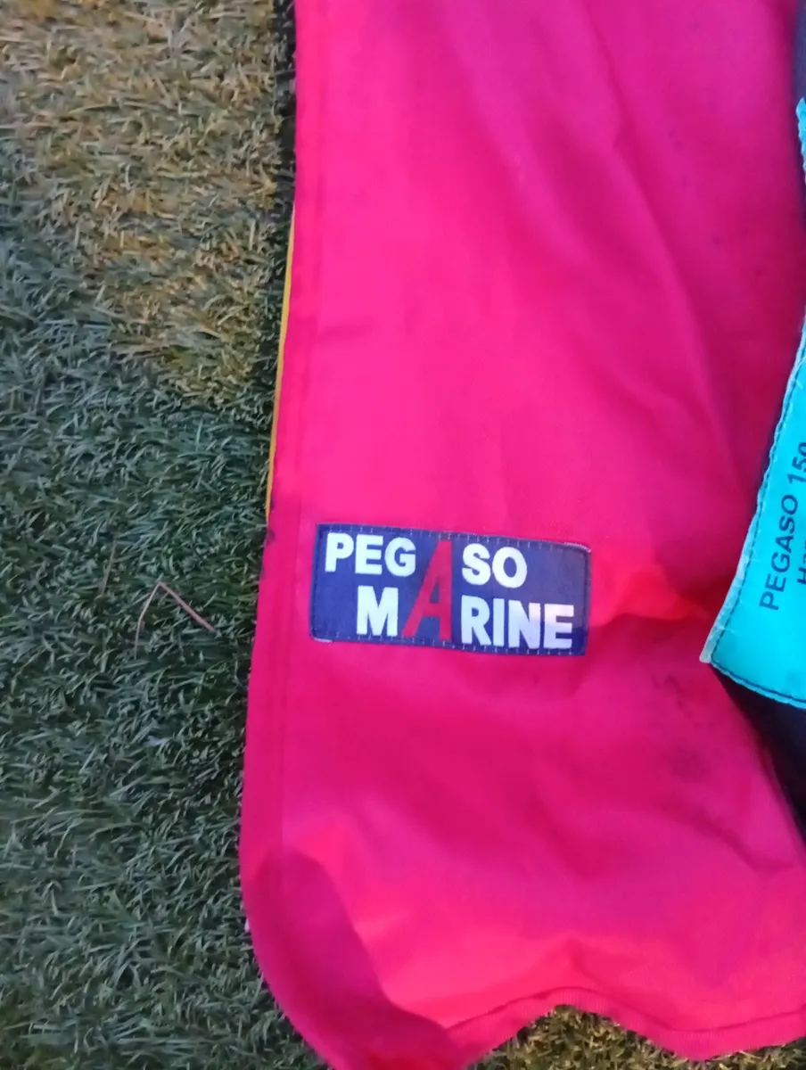 Quality Automatic PEGASO Lifevest/Jacket 3months - Image 4