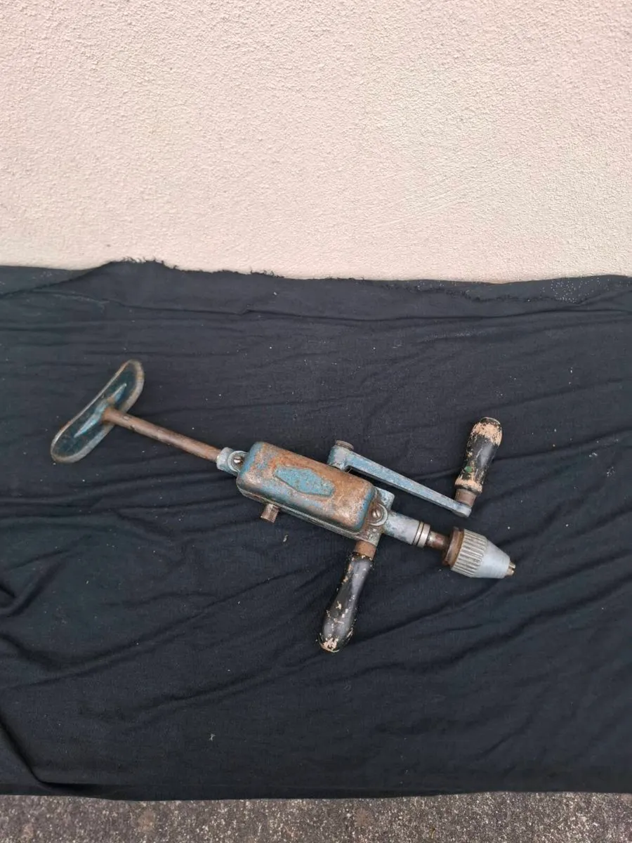 Blue hand drill possible to post