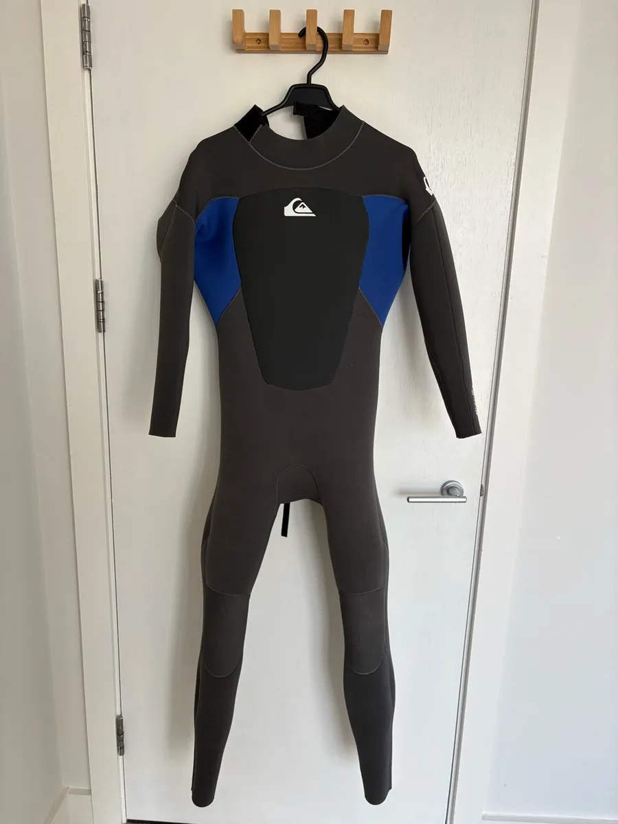 Quicksilver Wetsuit - Image 1