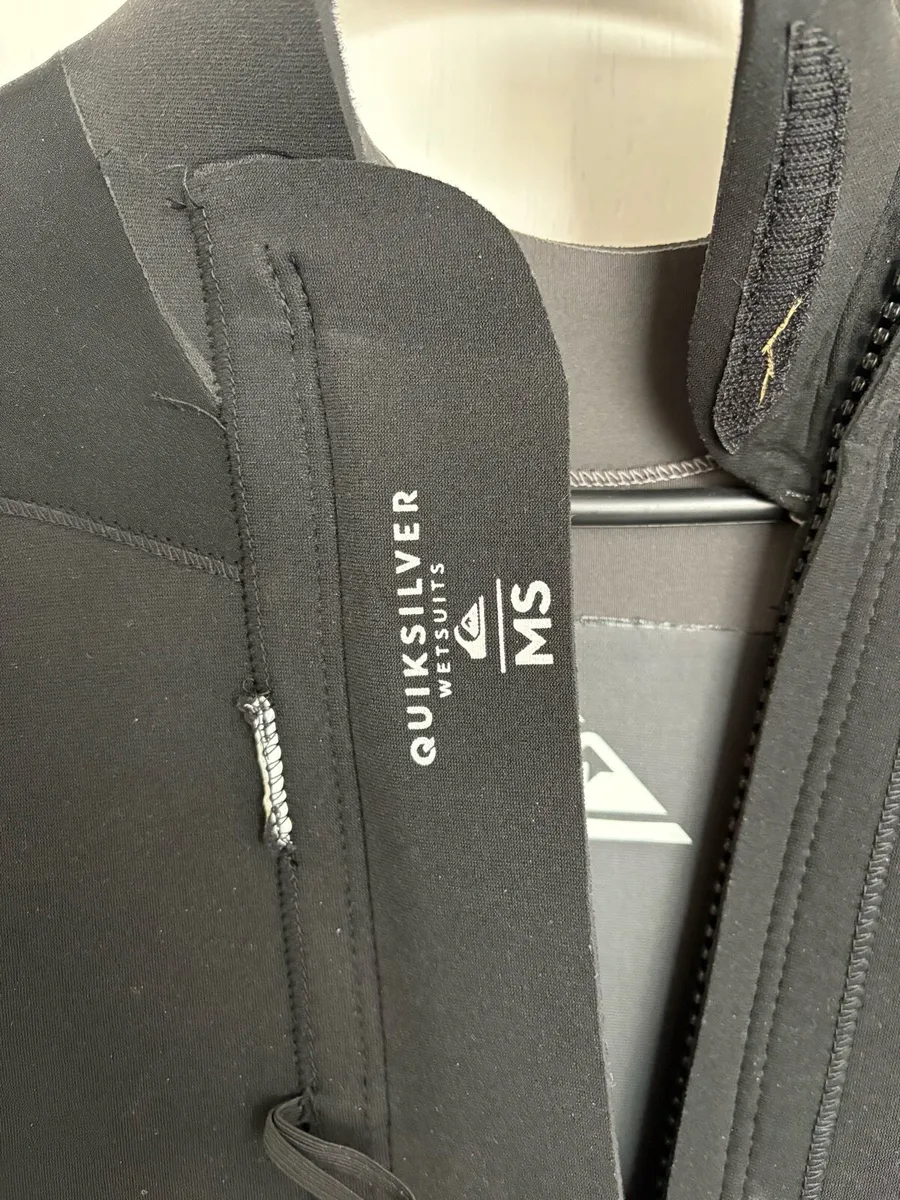 Quicksilver Wetsuit - Image 4