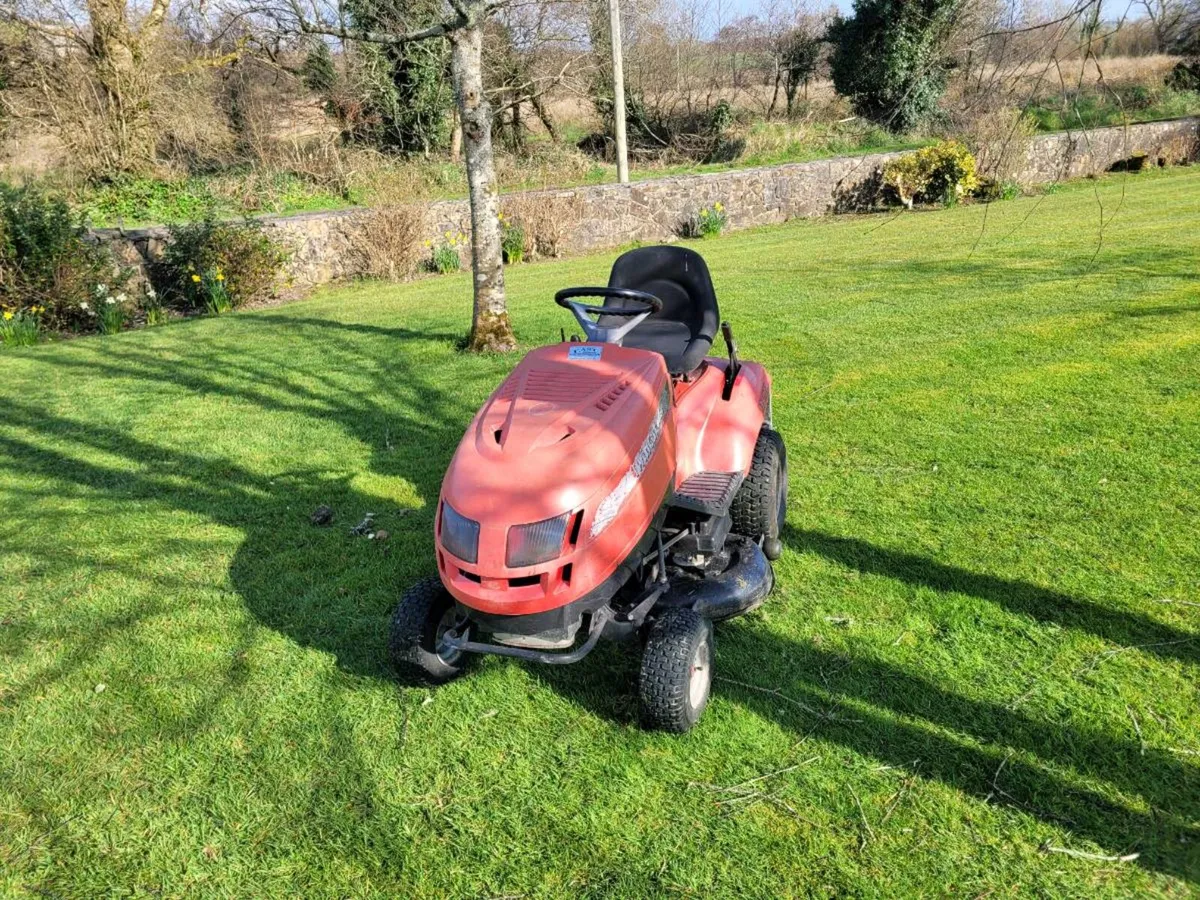 Castlegarden Ride-on Mower - Image 1