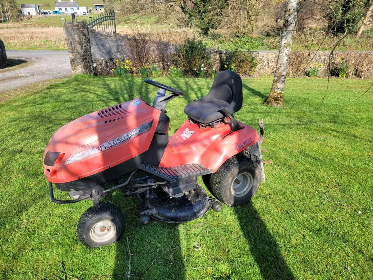 Castlegarden Ride-on Mower - Image 2