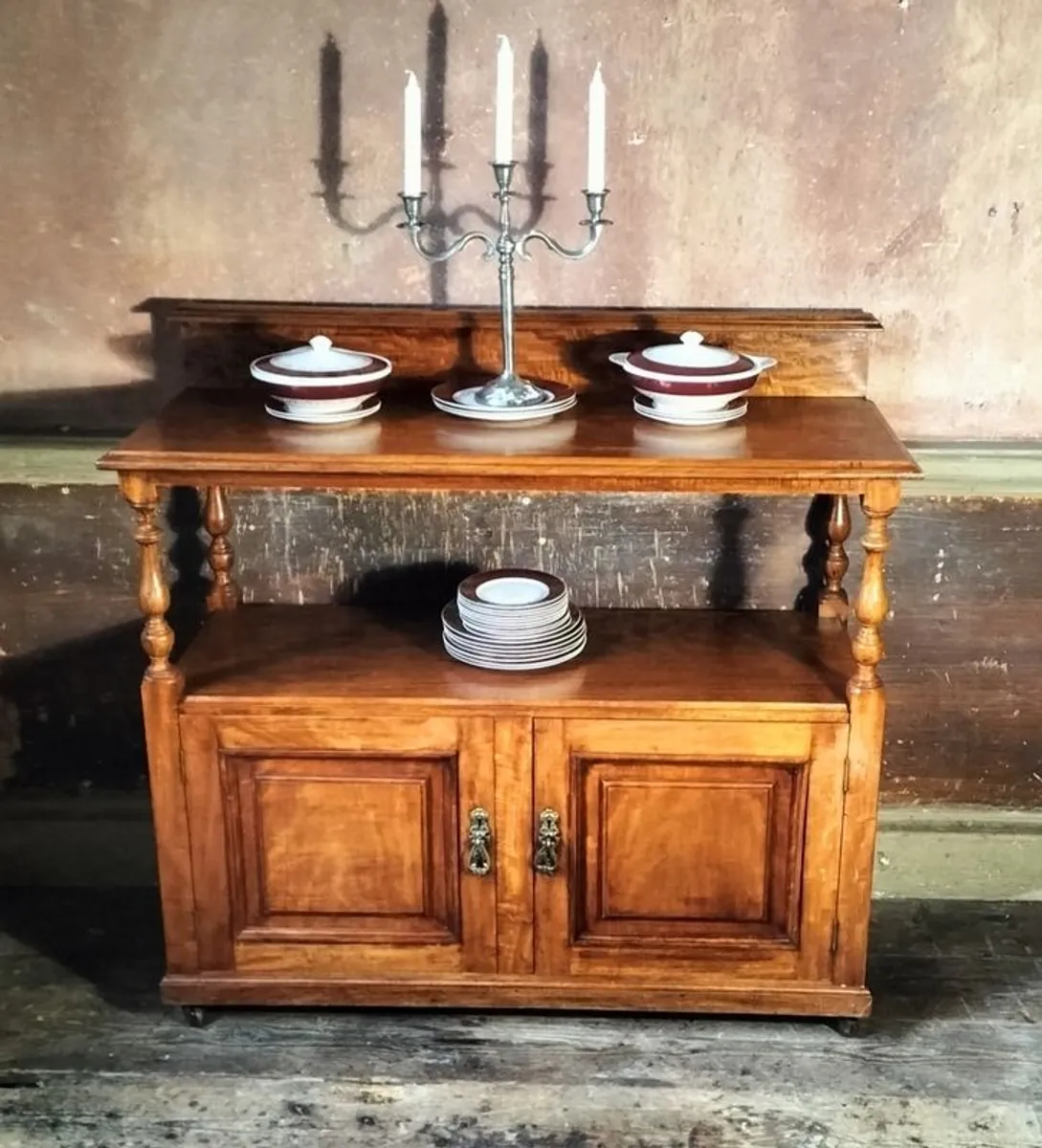 Victorian mahogany Dumb Waiter - Image 1