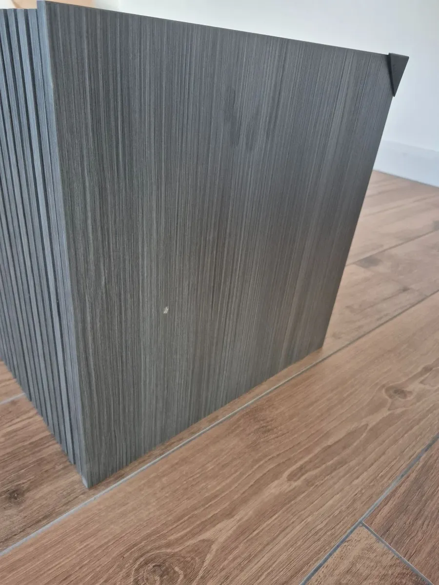 Bathroom vanity - Image 3