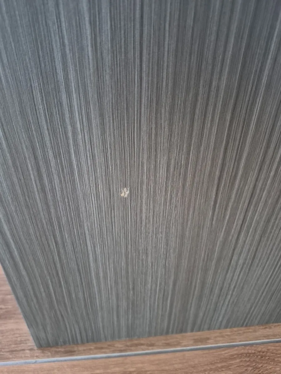 Bathroom vanity - Image 4