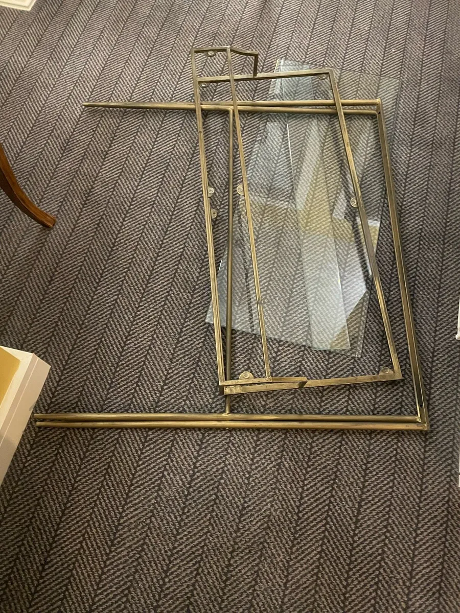 Desk and chair - Image 3