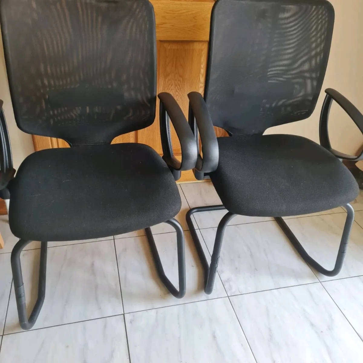 Set of 3 netback meeting chairs - Image 3