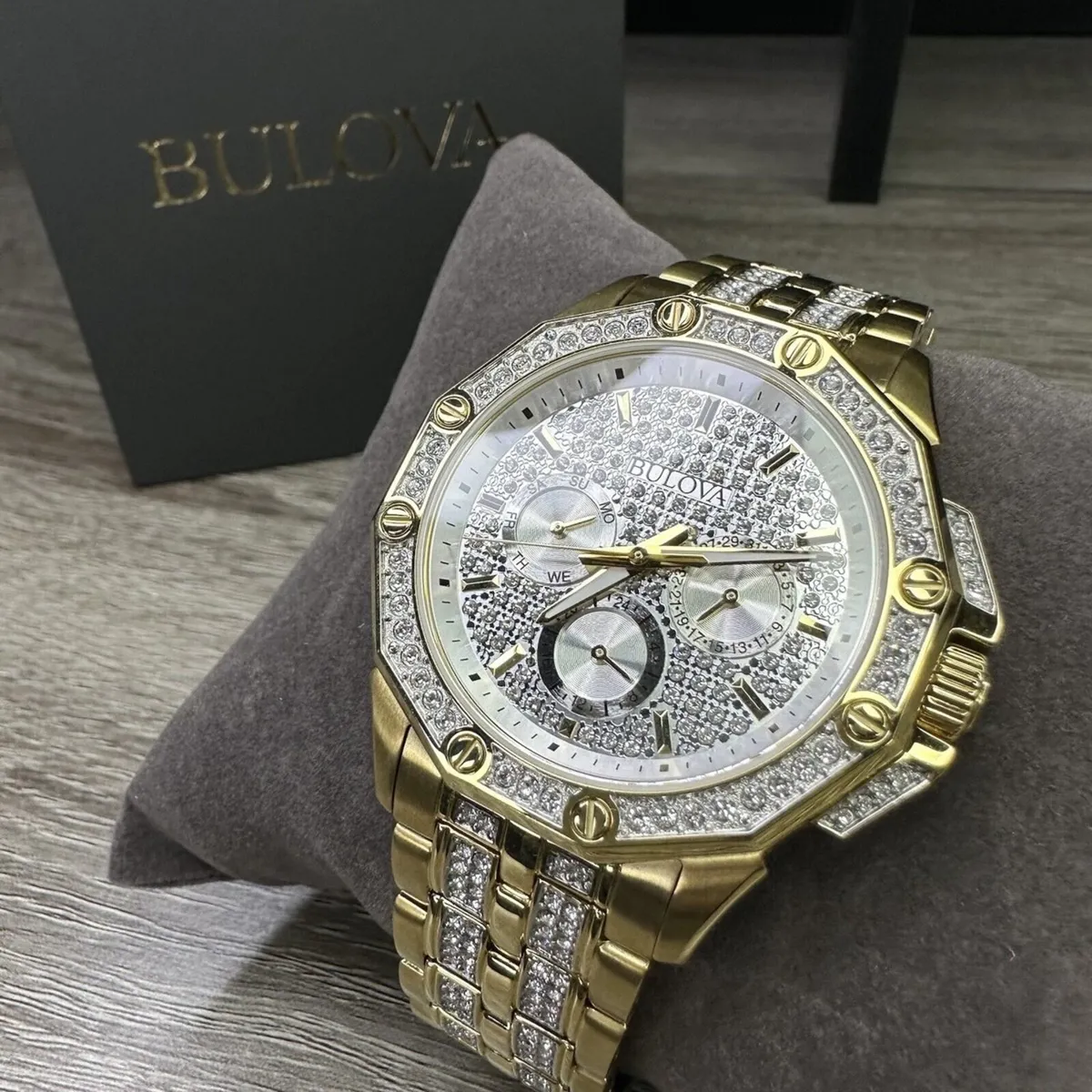 Bulova Octava Crystal - Image 1