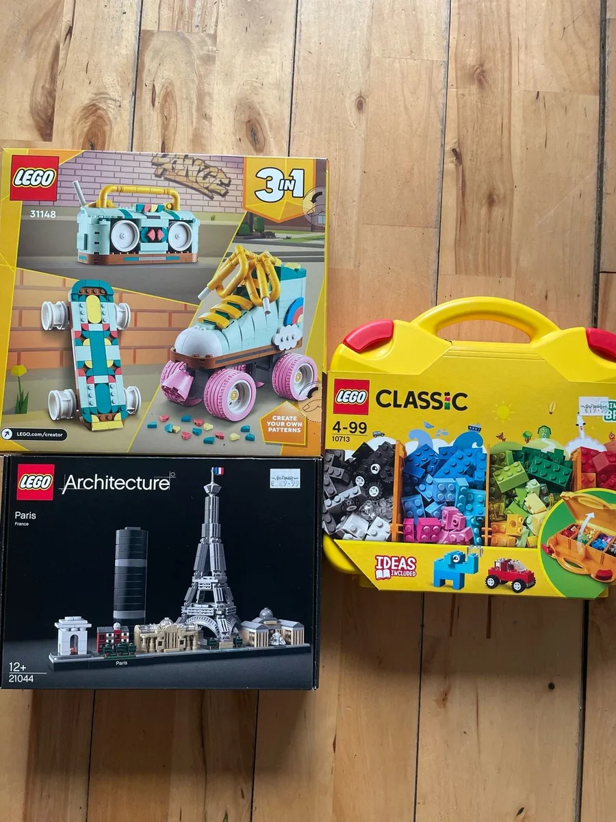 Lego bundle - Image 1
