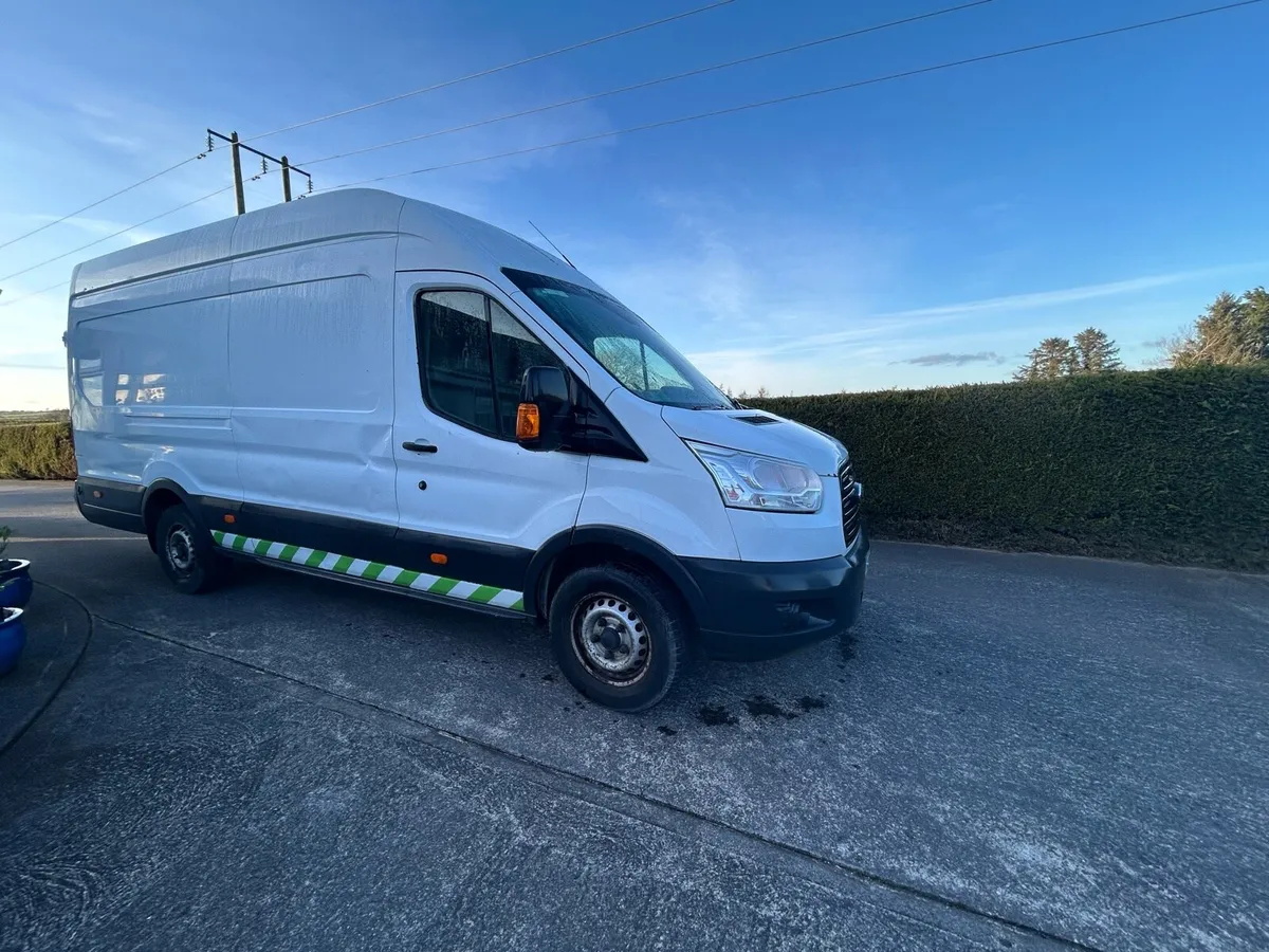 142 Ford Transit Jumbo - Image 3