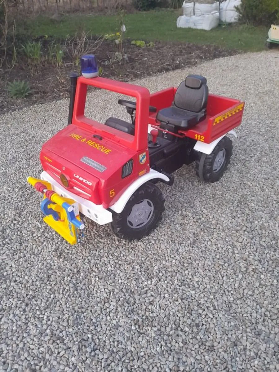 Rolly fire engine - Image 1