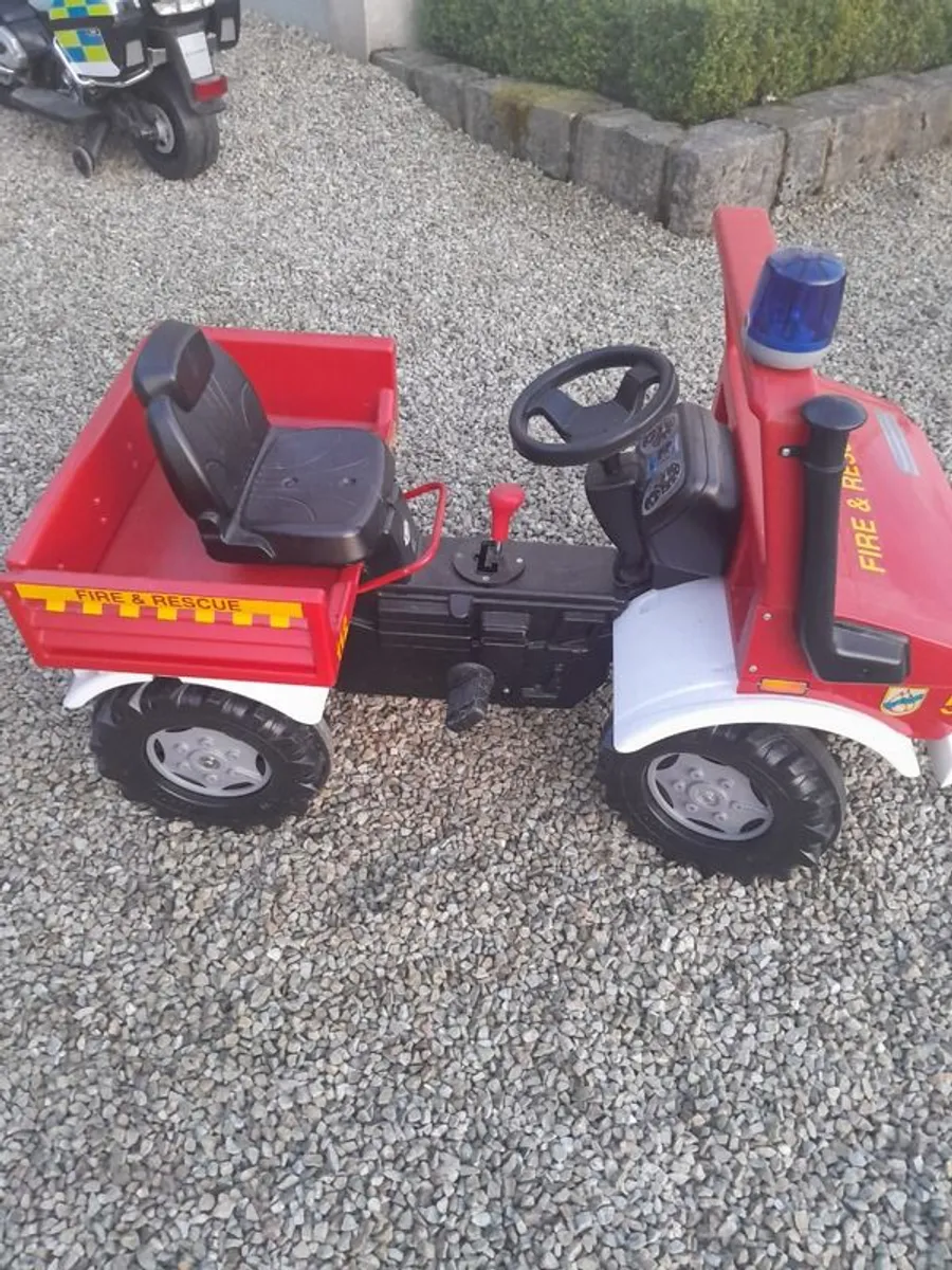 Rolly fire engine - Image 3