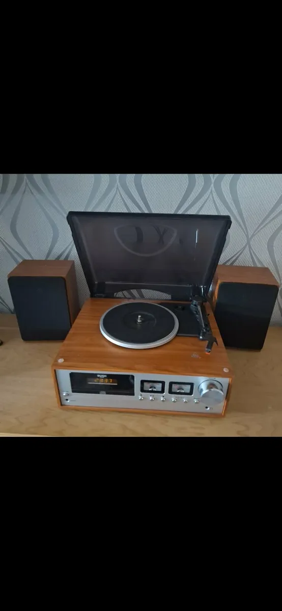 Record player - Image 2