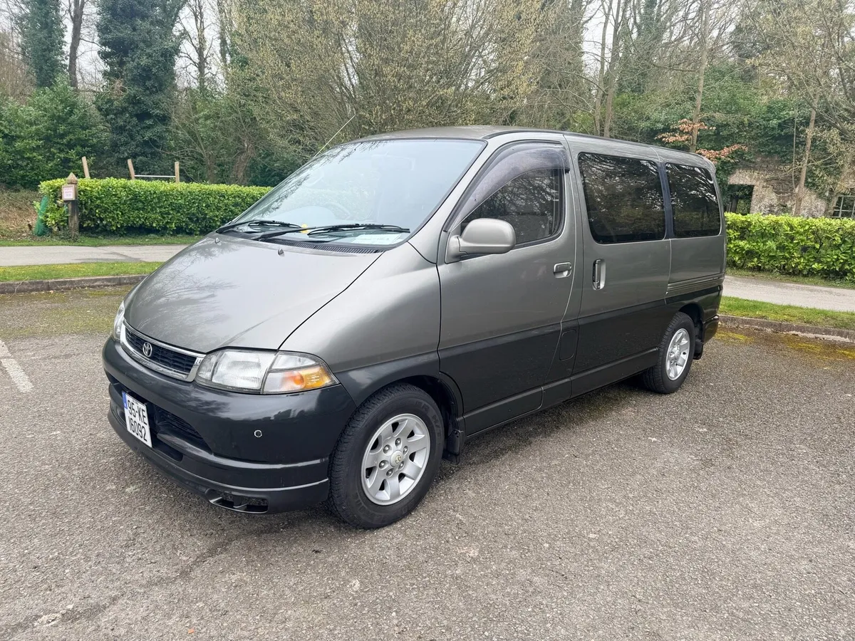 Toyota Granvia - Image 2