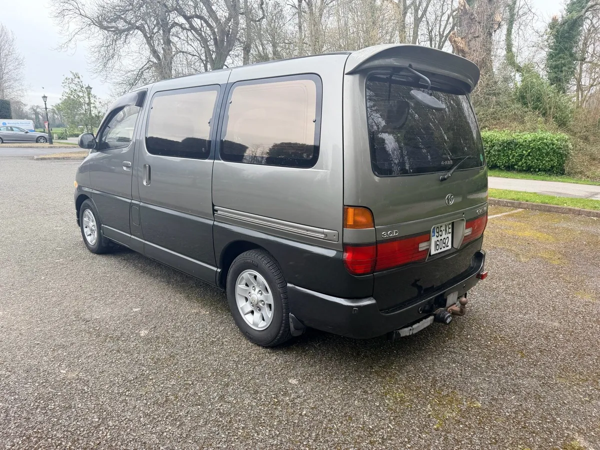 Toyota Granvia - Image 4