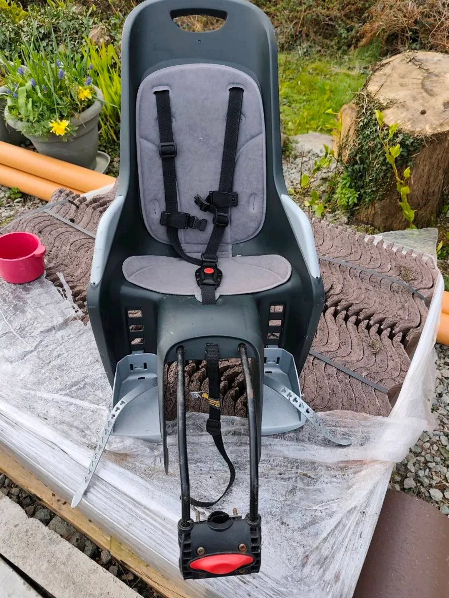 Frame mounted Baby Carrier for bike - Image 1