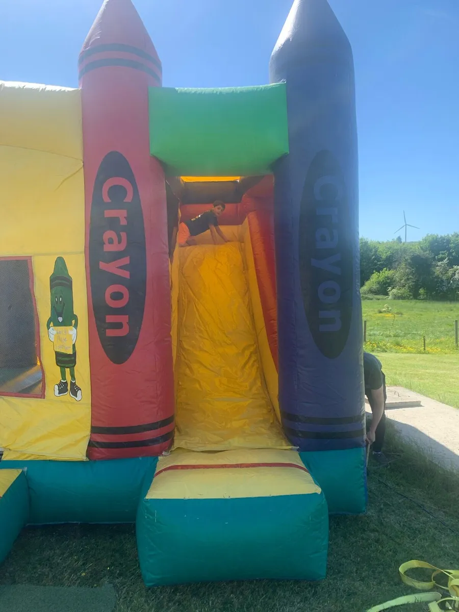 Bouncing castle - Image 2