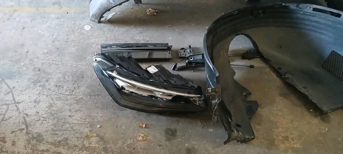 Vw tiguan  2025 front parts - Image 3