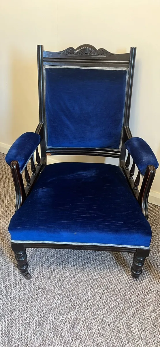 Antique Dining set - Image 4