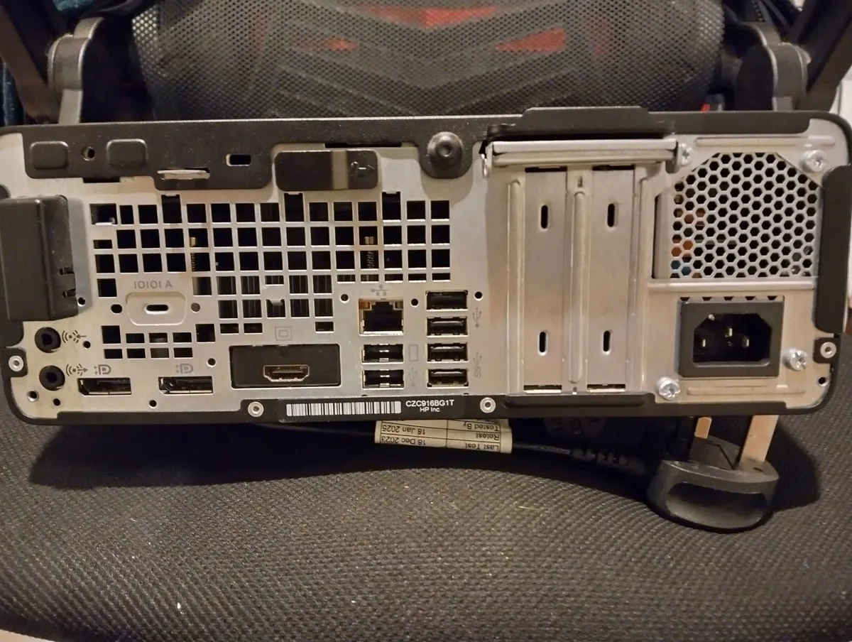 HP ProDesk 600 G4 SFF (i5 8th Gen) and power cable - Image 3