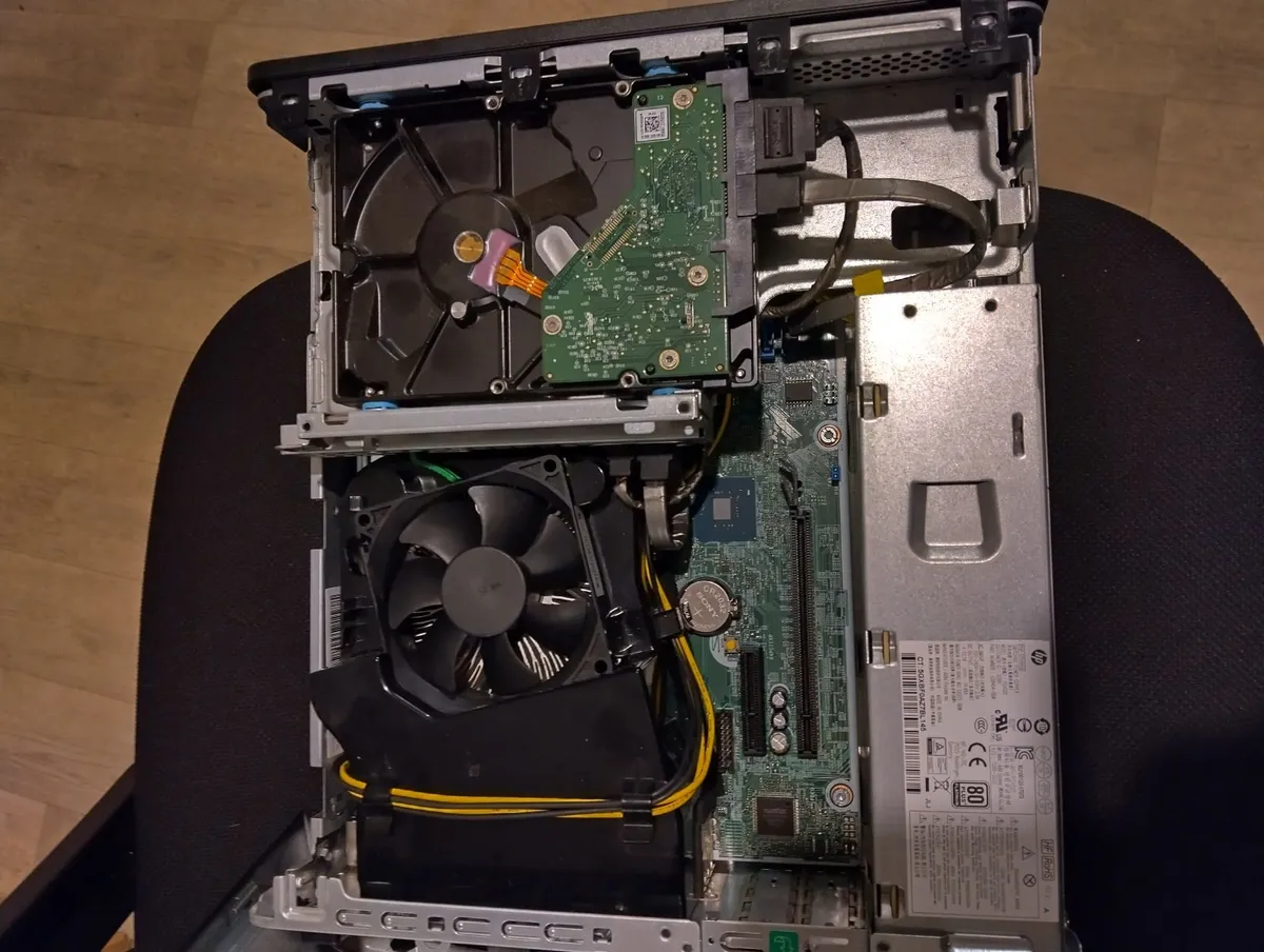 HP ProDesk 600 G4 SFF (i5 8th Gen) and power cable - Image 4