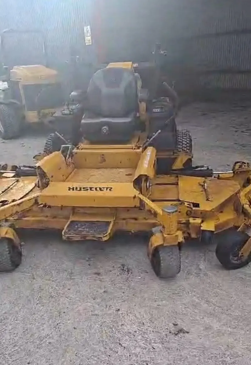 Hustler 104" Hyperdrive batwing - Image 2