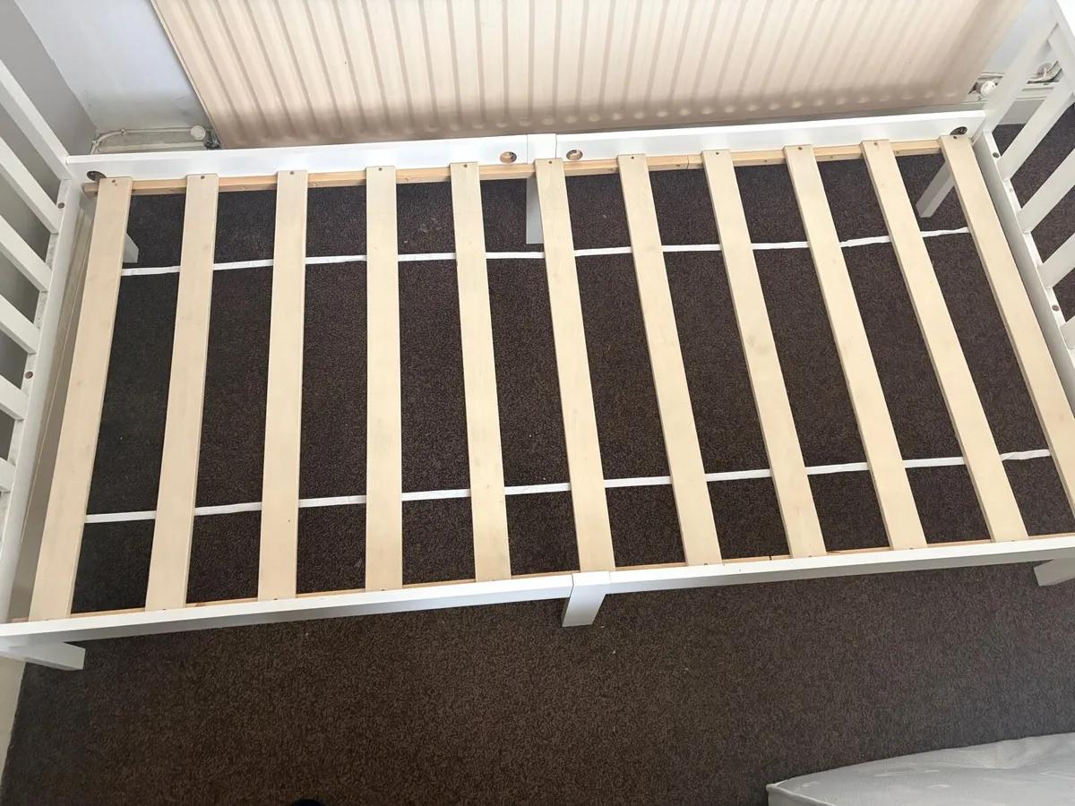 White single bed frame and mattress - Image 3