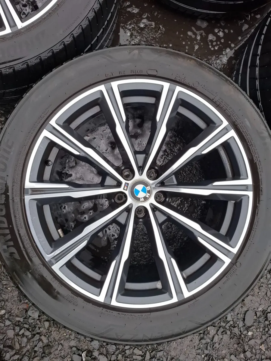 20" Genuine Bmw X5 G05 M Sport Alloys with tyres - Image 3