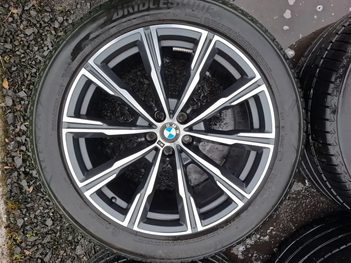 20" Genuine Bmw X5 G05 M Sport Alloys with tyres - Image 1