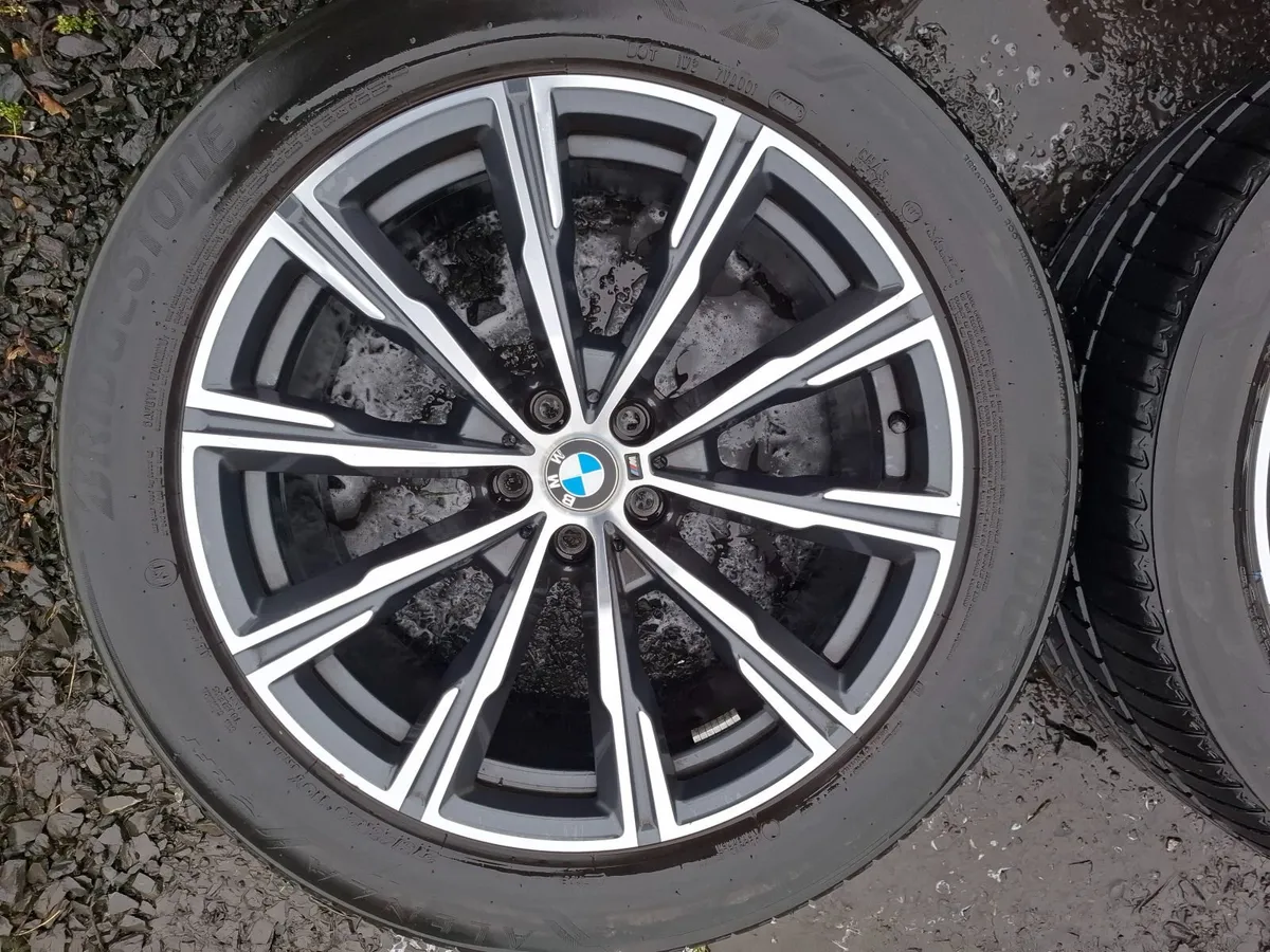20" Genuine Bmw X5 G05 M Sport Alloys with tyres - Image 2
