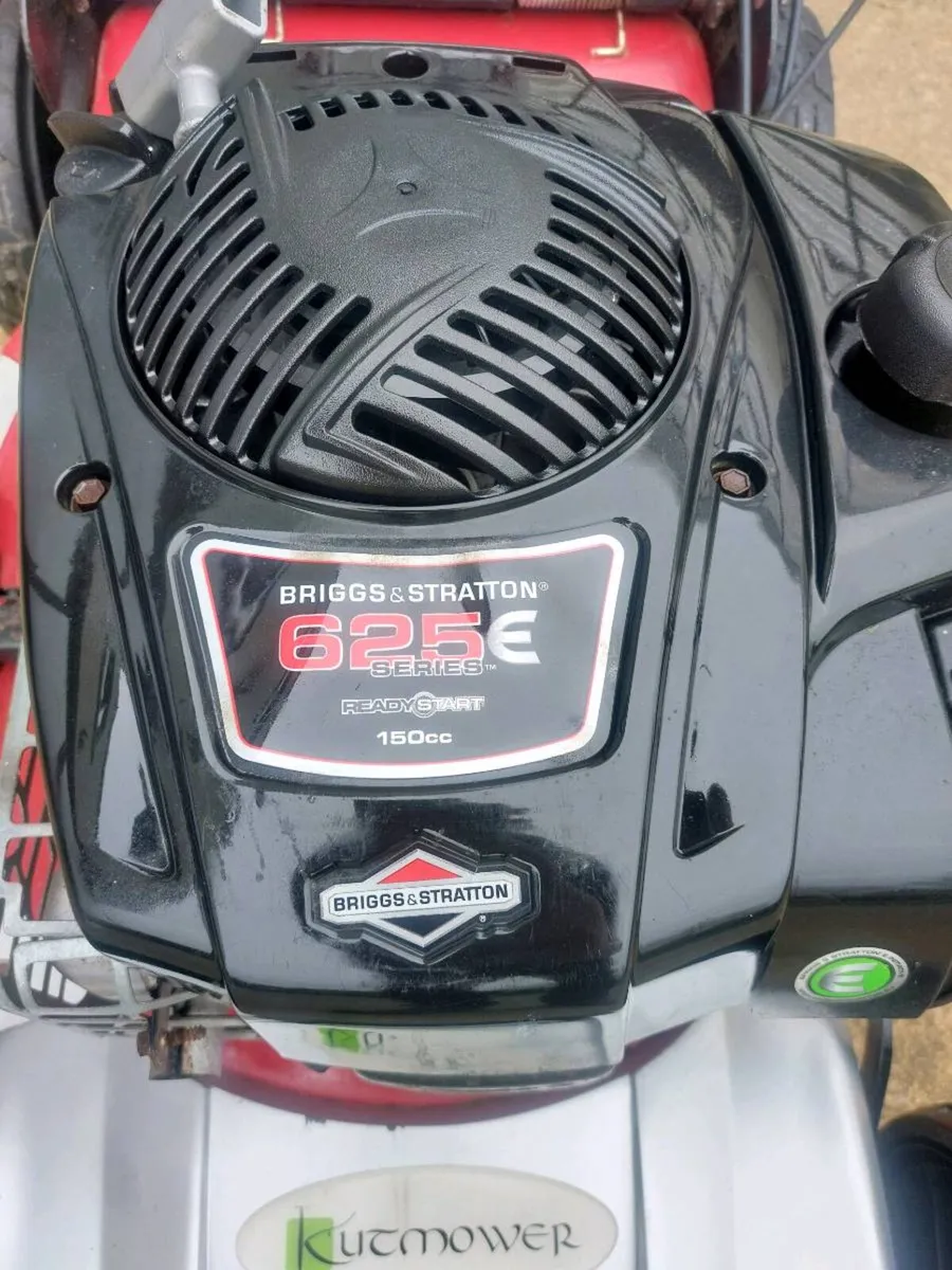 Selfpropelled lawnmower - Image 2