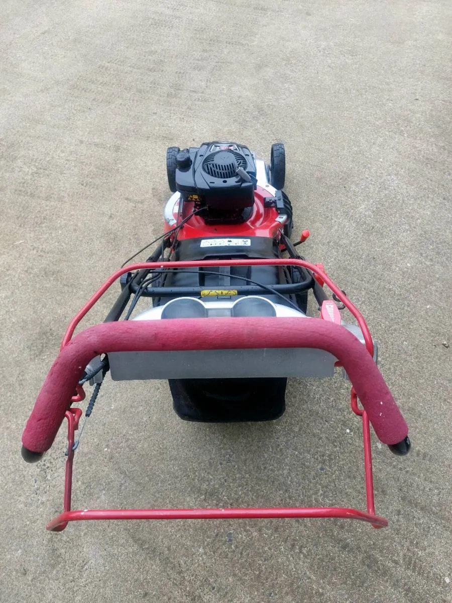 Selfpropelled lawnmower - Image 3